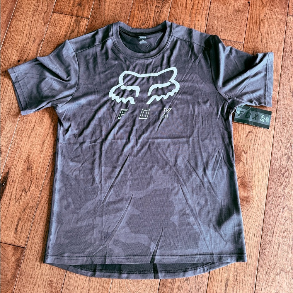 Ranger Fox Jersey ~ Men’s Large